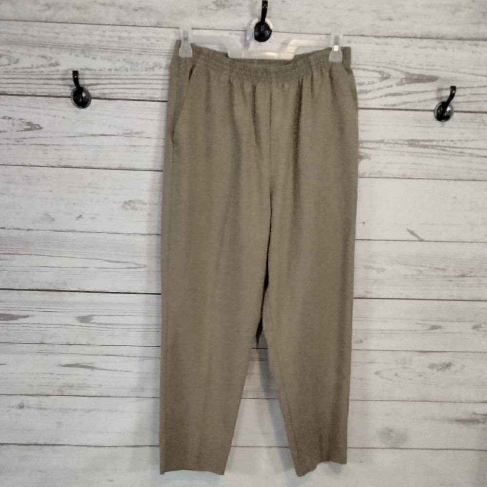 "Jantzen" woman's stretch pants 